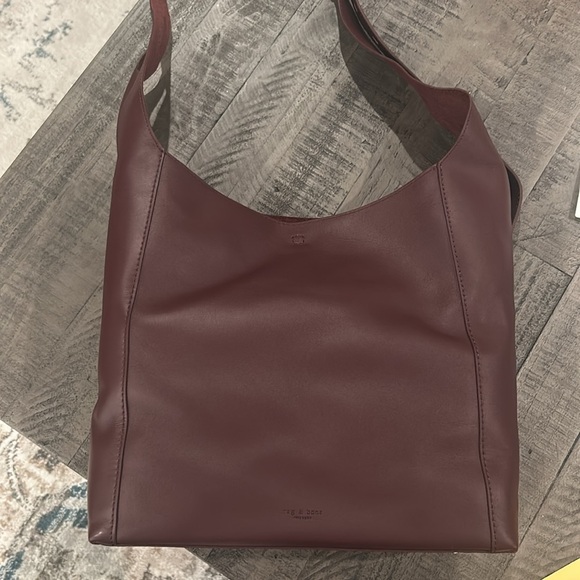 Rag & bone Belize leather shopper bag in wine burgundy - Picture 3 of 12